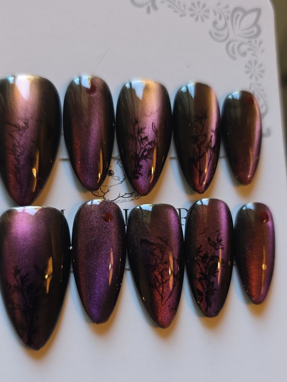 Press-On Nail Set in Iridescent Plum - Women Accessories Size Large